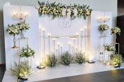 Hoa trang trí sân khấu 001